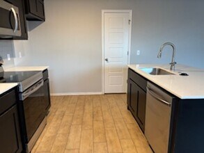 3900 Central Park Dr in Moore, OK - Building Photo - Building Photo