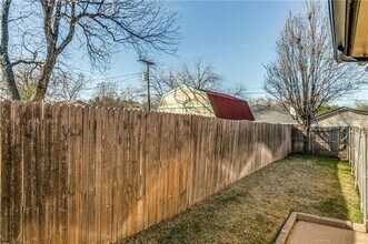 2122 Edwin St in Fort Worth, TX - Building Photo - Building Photo