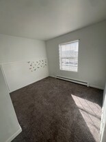 17 Judith St in Lewiston, ME - Building Photo