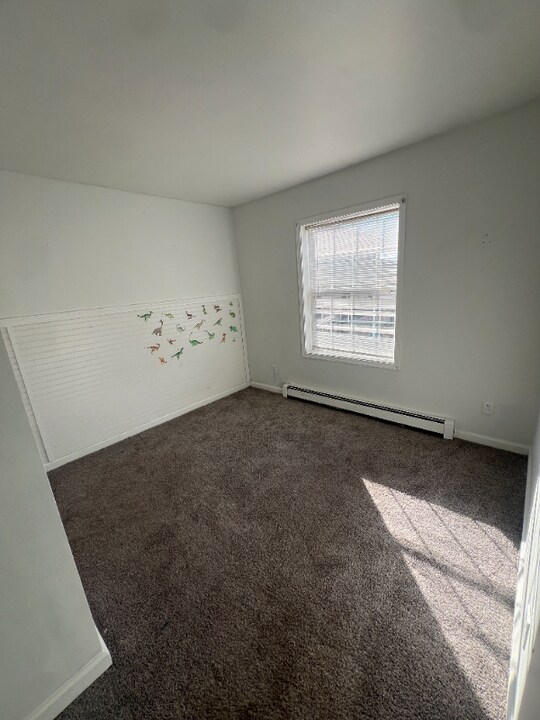 17 Judith St in Lewiston, ME - Building Photo