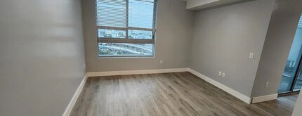 90 SW 3rd St, Unit 2108 in Miami, FL - Building Photo - Building Photo