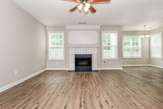 3807 Riverside Pkwy in Decatur, GA - Building Photo - Building Photo