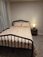 600 Van Wy in Grandview, WA - Building Photo - Building Photo