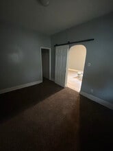 6723 Sebert Ave, Unit 1 in Cleveland, OH - Foto de edificio - Building Photo