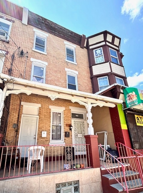 property at 1538 W Butler St