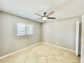 632 108th Ave N in Naples, FL - Building Photo - Building Photo