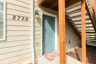 2739 SW Jasmine Pl in Beaverton, OR - Building Photo - Building Photo