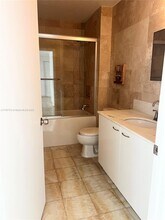 133 NE 2nd Ave, Unit 710 in Miami, FL - Building Photo - Building Photo