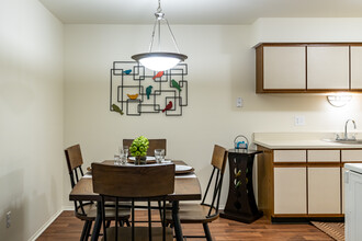 Eastwood Village Apartments in Clinton Township, MI - Building Photo - Interior Photo