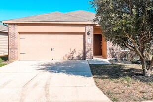 6227 Still Meadow in San Antonio, TX - Building Photo