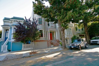 2829 Clay St in San Francisco, CA - Building Photo - Building Photo