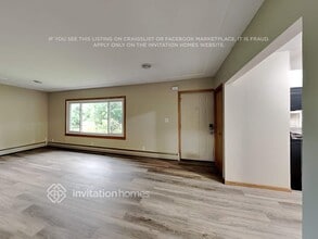 302 Zinnia Ln N in Plymouth, MN - Building Photo - Building Photo