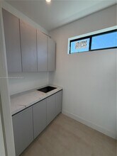 1321 NE 13th Ave in Fort Lauderdale, FL - Building Photo - Building Photo