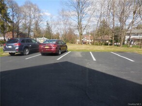 78 Duncan Ave in Cornwall On Hudson, NY - Foto de edificio - Building Photo