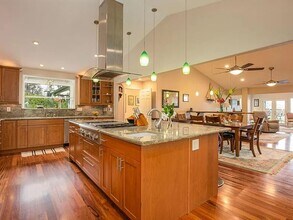 75-1069-1069 Kamalani St in Holualoa, HI - Building Photo - Building Photo