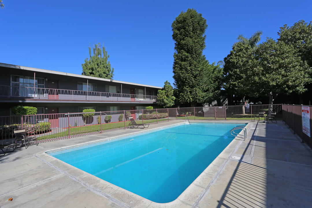 Boardwalk & Park Place in Buena Park, CA - Building Photo