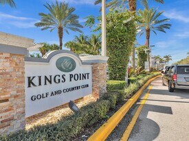 365 Flanders Dr in Delray Beach, FL - Building Photo