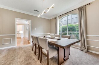 2106 Hunter Pl Ln in Arlington, TX - Building Photo - Building Photo