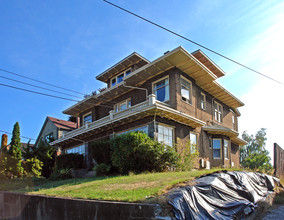 Burke House in Seattle, WA - Building Photo - Building Photo