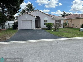 1801 SW 120th Terrace in Miramar, FL - Building Photo - Building Photo