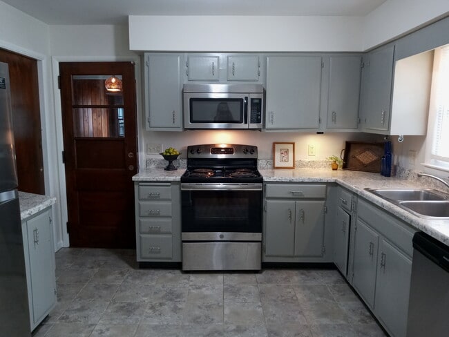 property at 39 Gloria Ave