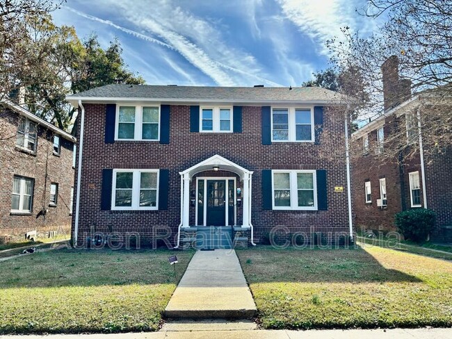 property at 1034 Kinard Ct