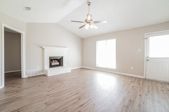 9179 Belmont Dr in Southaven, MS - Building Photo - Building Photo