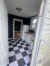 1823 E Glenwood Ave in Knoxville, TN - Building Photo - Building Photo