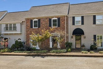 105 Foxborough Square W in Brentwood, TN - Building Photo - Building Photo