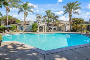 Mission Peaks II in Fremont, CA - Building Photo