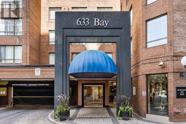 property at 633-2633 Bay St.