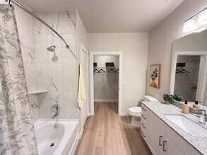 3409 Brinkman St in Houston, TX - Building Photo - Building Photo