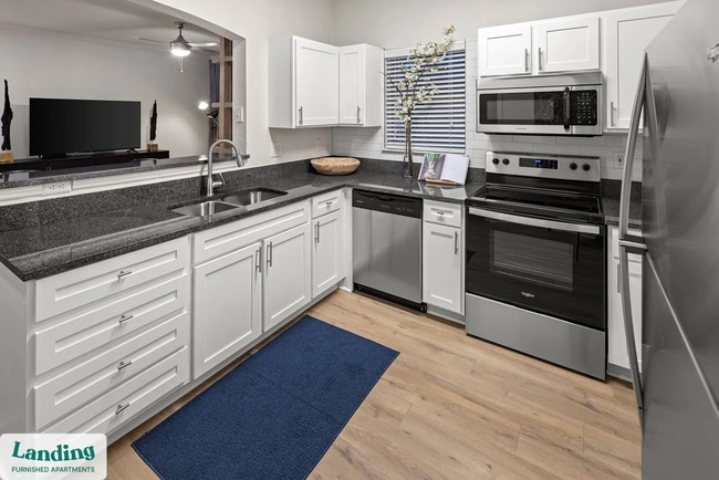 9727 Touchton Rd in Jacksonville, FL - Foto de edificio - Building Photo