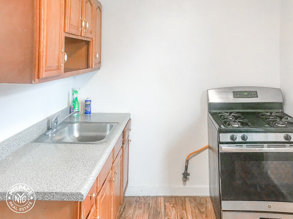 250 Clarkson Ave-Unit -619 in Brooklyn, NY - Building Photo