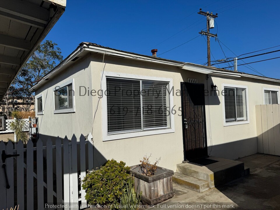 4446-4450 Montalvo St in San Diego, CA - Building Photo