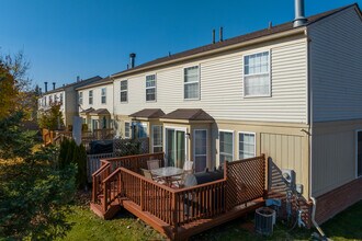 Turnberry Village in Ann Arbor, MI - Building Photo - Building Photo