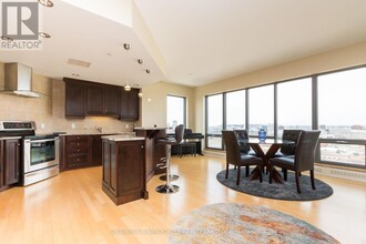 90-1090 George St in Ottawa, ON - Building Photo - Building Photo