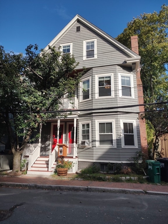 property at 18 Traymore St