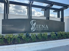 23390 SW 127th Ct in Miami, FL - Building Photo - Building Photo