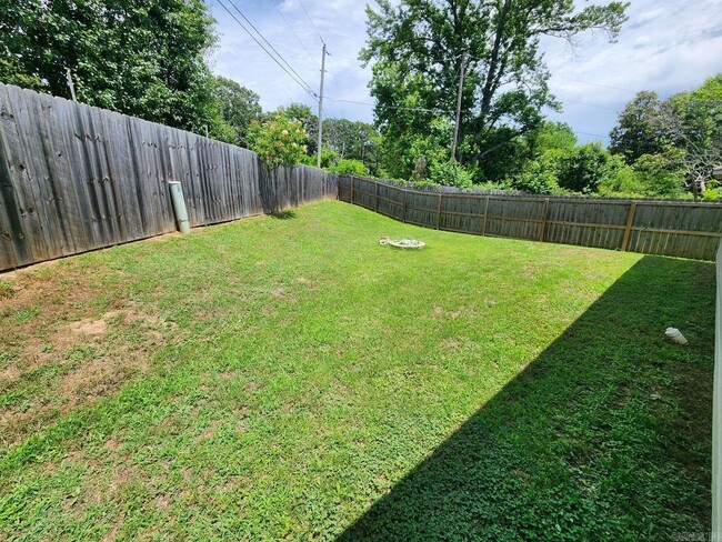 3553 Terrace Hill Ct in Benton, AR - Foto de edificio - Building Photo
