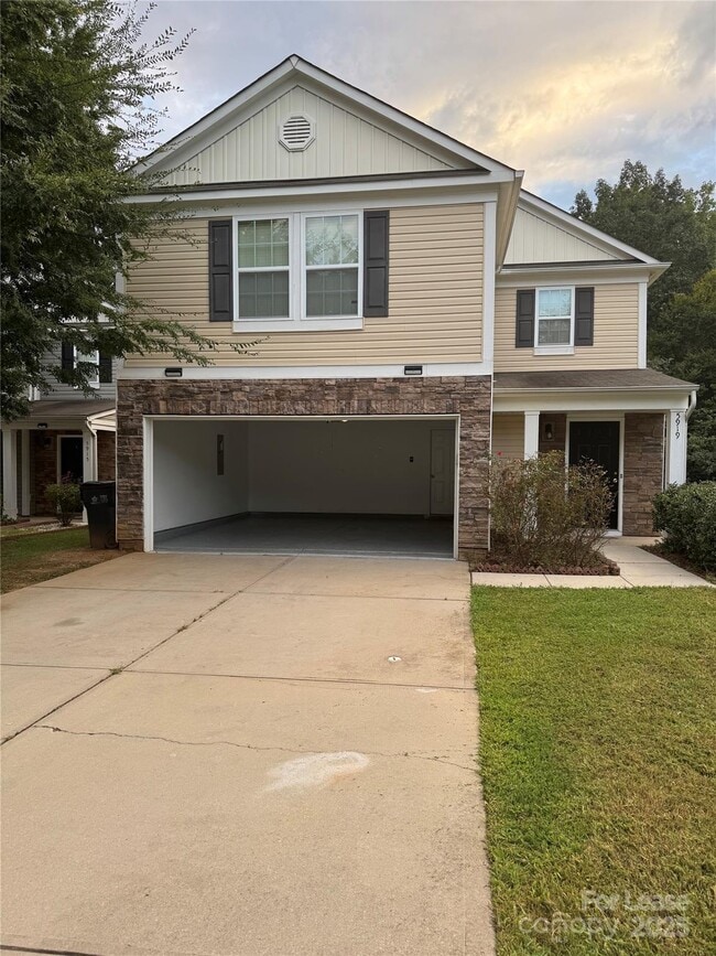 property at 5919 Fazenda Drive