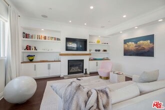 1316 Amherst Ave in Los Angeles, CA - Building Photo - Building Photo