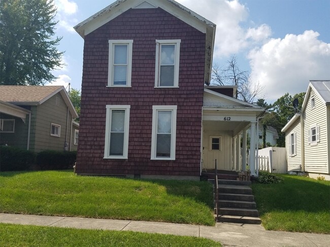 property at 612 S Main St