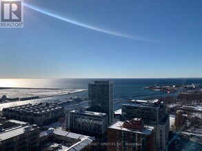 600 Fleet St in Toronto, ON - Building Photo - Building Photo