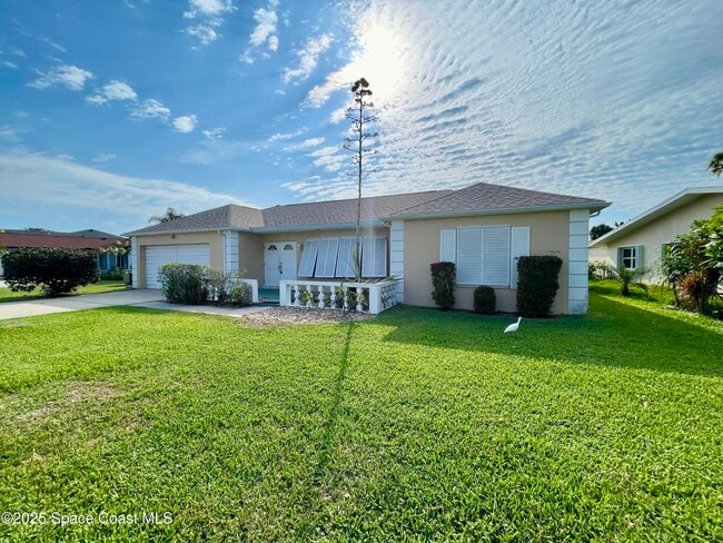 48 Country Club Rd in Cocoa Beach, FL - Building Photo - Building Photo