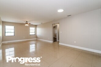 25353 Doredo Dr in Punta Gorda, FL - Building Photo - Building Photo