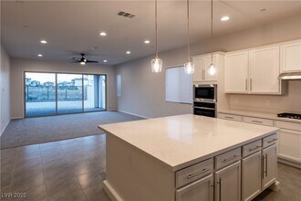 11658 Hatchling Ave in Las Vegas, NV - Building Photo - Building Photo