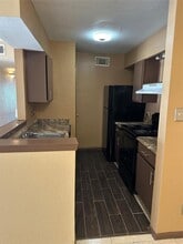 10100 S Gessner Rd in Houston, TX - Building Photo - Building Photo