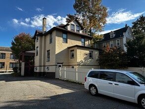 39 Bartholdi Ave, Unit Bartholdi ave in Butler, NJ - Foto de edificio - Building Photo