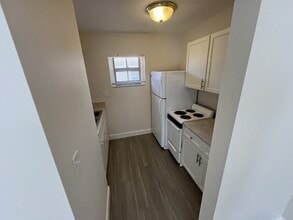 1150 W Blue Heron Blvd in Riviera Beach, FL - Building Photo - Building Photo